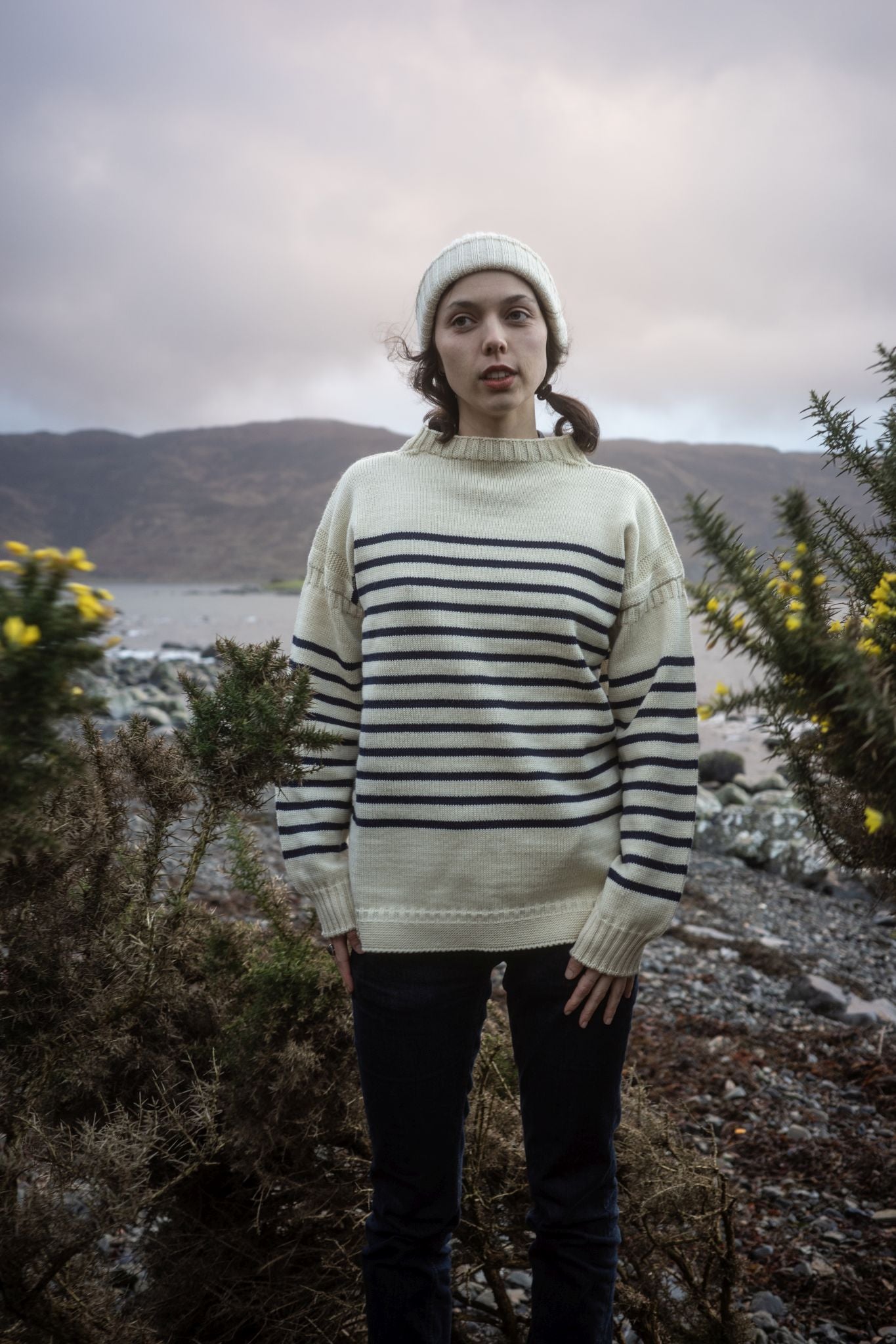 Guernsey Breton In Ecru & Perfect Navy